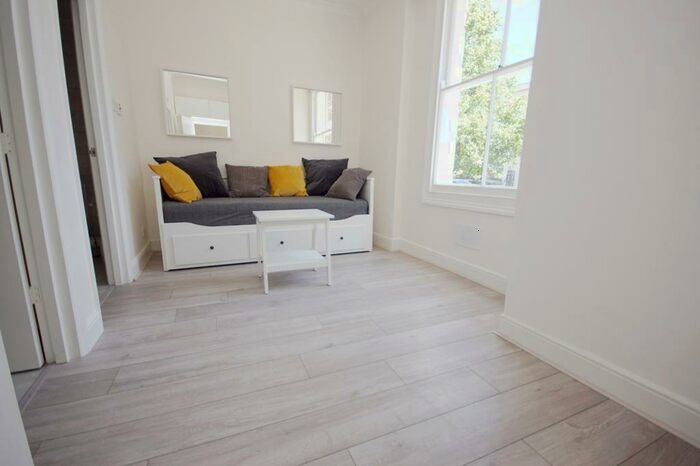 Studio To Rent In Camden Street, Camden, NW1