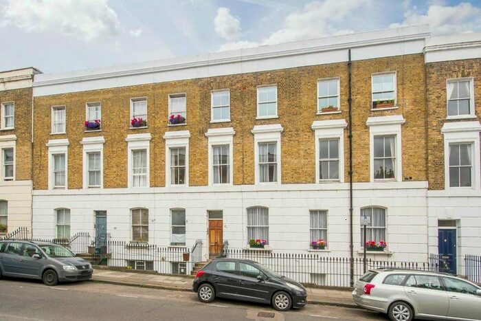 1 Bedroom Flat To Rent In Packington Street, London, N1