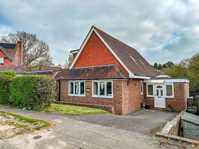5 Bedroom Detached House For Sale In Park Shaw, Sedlescombe, TN33