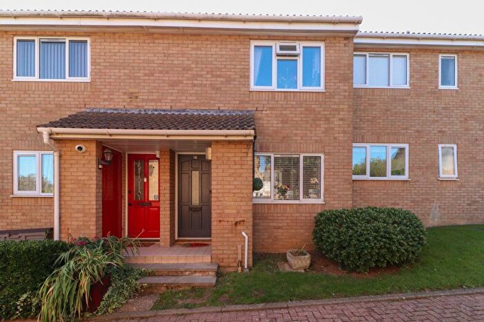 1 Bedroom Flat For Sale In Alkham Close, Cliftonville, Margate, Kent, CT9