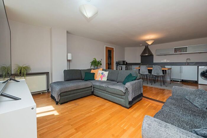 1 Bedroom Flat For Sale In St. James Barton, Bristol, BS1