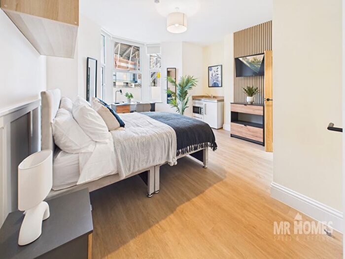 1 Bedroom Flat To Rent In Fitzhamon Embankment, Cardiff., CF11