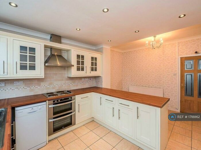 2 Bedroom Terraced House To Rent In Grosvenor Road, Wavertree, Liverpool, L15