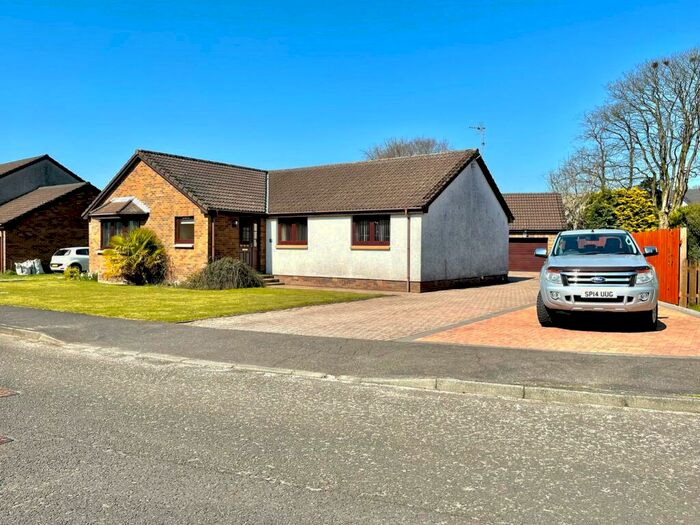 Houses for sale in Crook of Devon, KY13, Perth and Kinross