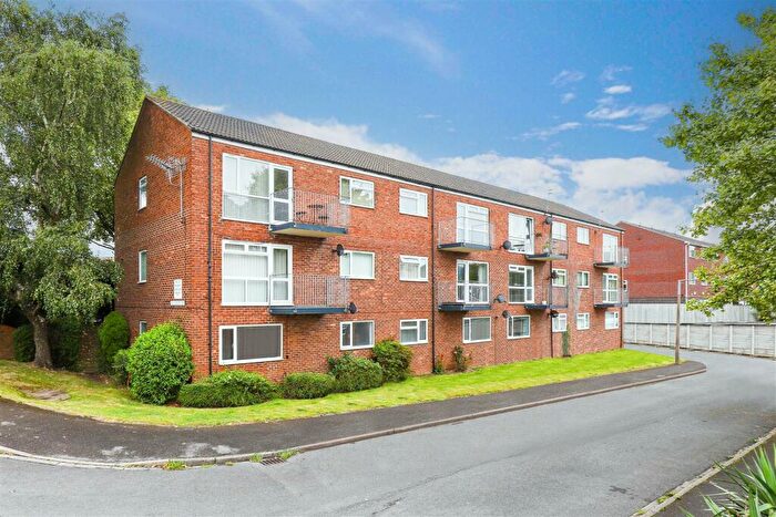 1 Bedroom Flat For Sale In Derwent Crescent, Arnold, Nottinghamshire, NG5