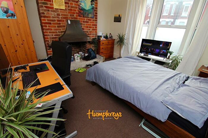 6 Bedroom House To Rent In Wilton Avenue, Southampton, SO15