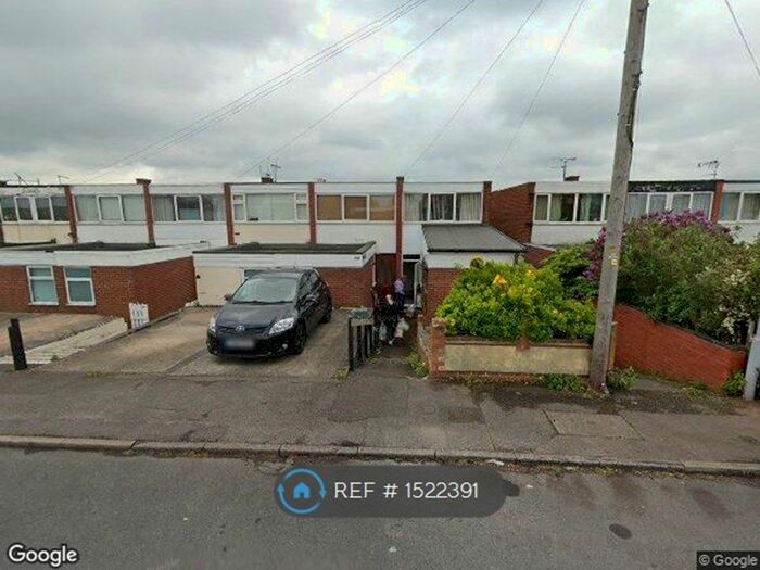 3 Bedroom End Of Terrace House To Rent In St. Michaels Avenue, Gedling, Nottingham, NG4