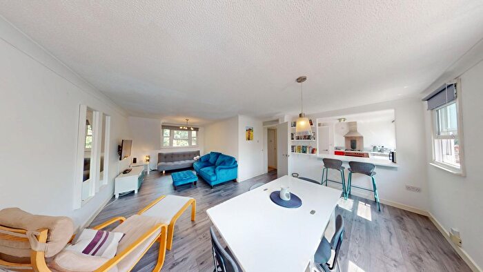 2 Bedroom Flat For Sale In Norwich, Norwich, Norfolk, NR7