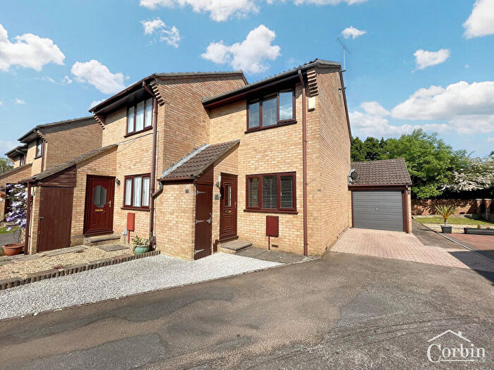 2 Bedroom Semi Detached House For Sale In Fryer Close, Bournemouth, BH11