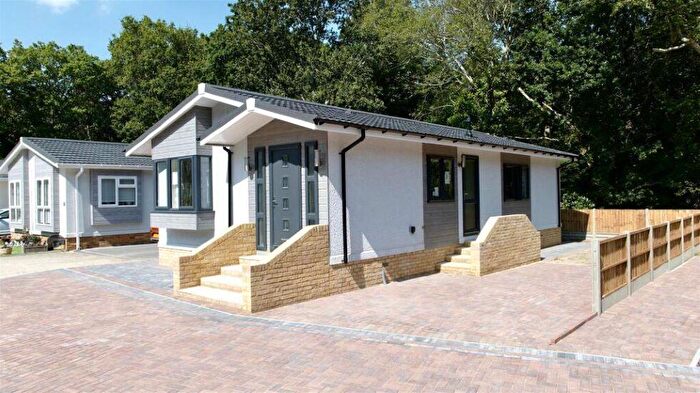 2 Bedroom Park Home For Sale In , Arundel, BN18