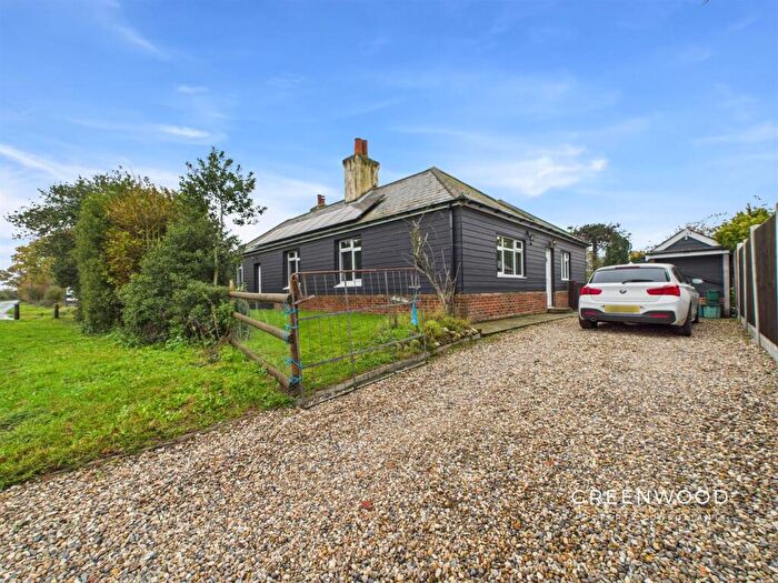 4 Bedroom Detached Bungalow To Rent In Slough Lane, Ardleigh, Colchester, Essex, CO7