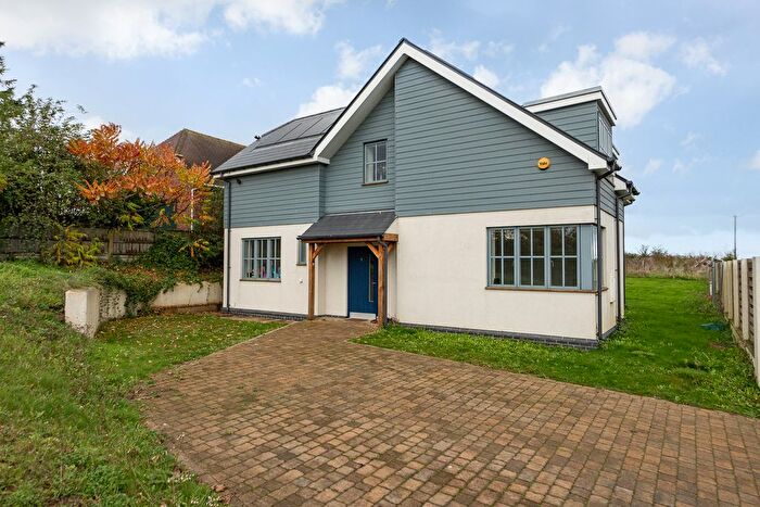 4 Bedroom Detached House For Sale In Downs Road, East Studall, Dover, CT15
