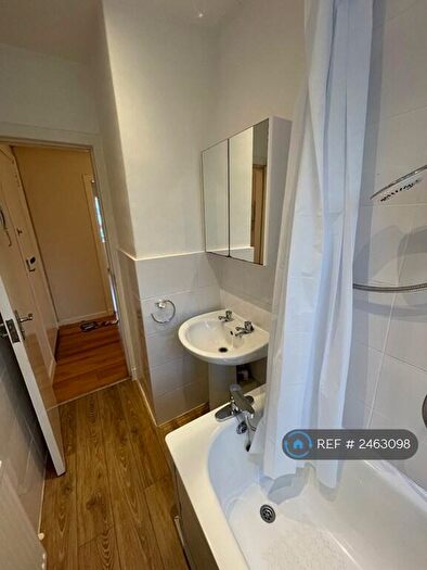 3 Bedroom Flat To Rent In Raploch Avenue, Glasgow, G14