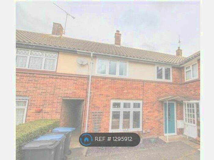 3 Bedroom Terraced House To Rent In Potters Field, Harlow CM17