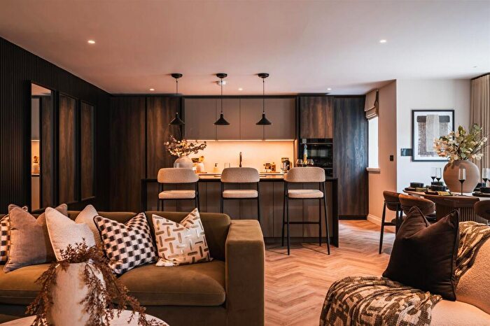 2 Bedroom Apartment For Sale In Apartment Vicarage Gardens, Vicarage Lane, Dore, Sheffield, S17