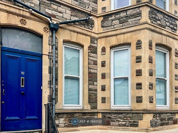 3 Bedroom Flat To Rent In Waverley Road, Redland, BS6