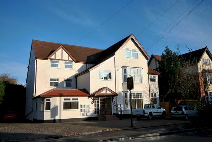 2 Bedroom Flat To Rent In Melton Road, West Bridgford, Nottingham, Nottinghamshire, NG2