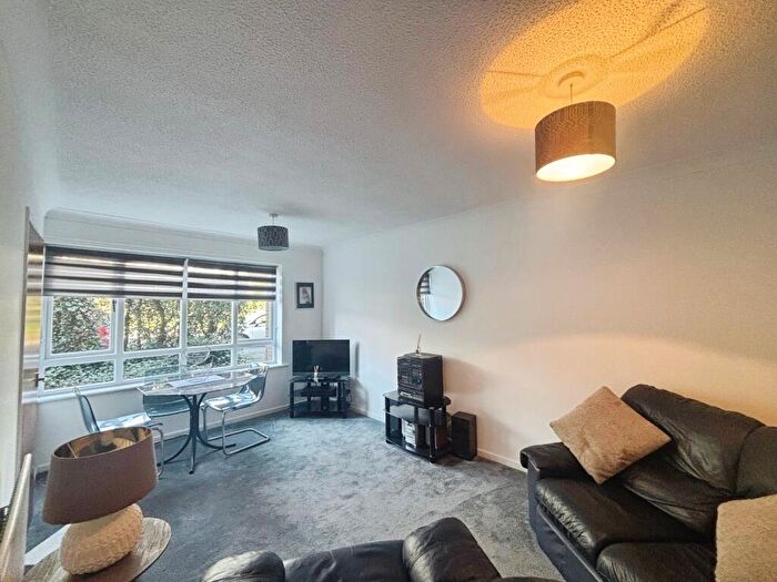1 Bedroom Flat For Sale In Windmill Court, Spital Tongues, Newcastle Upon Tyne, NE2
