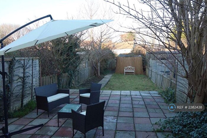 5 Bedroom Terraced House To Rent In Downend Road, Horfield, Bristol, BS7