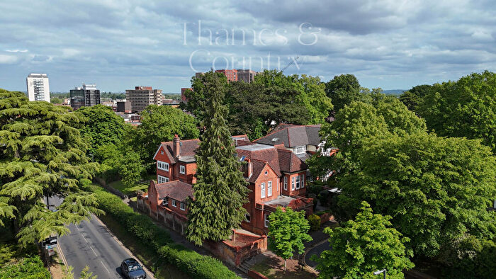 2 Bedroom Flat For Sale In Central Maidenhead -, Sqft -Sheringham Court, East Road, Off Castle Hill, SL6