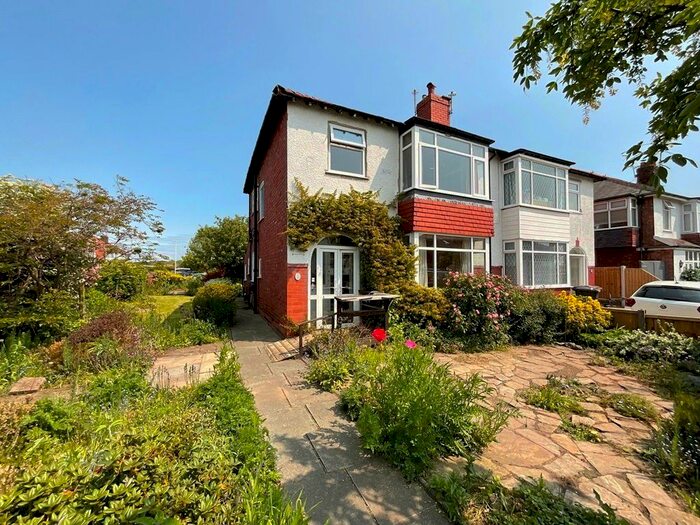 3 Bedroom Semi-Detached House For Sale In Mallee Crescent, Churchtown, Southport, PR9