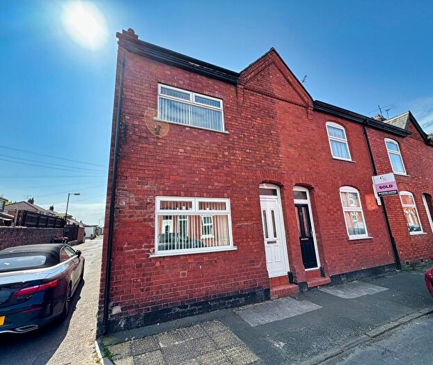 2 Bedroom End Of Terrace House To Rent In Flower Street, Northwich, Cheshire, CW8