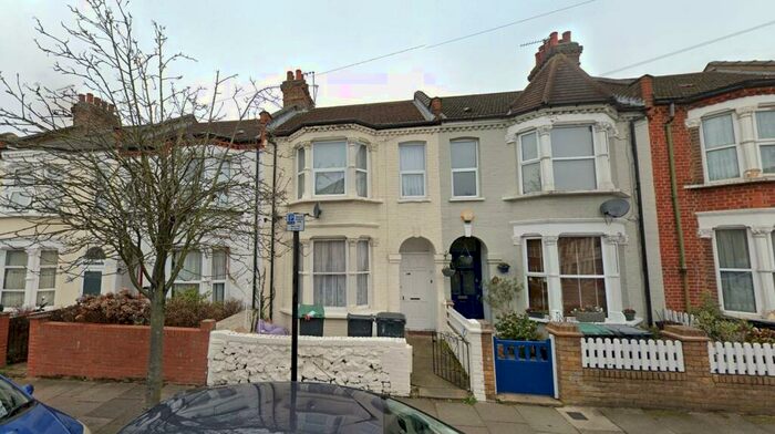 1 Bedroom Apartment To Rent In Gloucester Road, London, N17