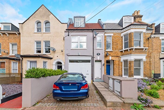 1 Bedroom Maisonette To Rent In Ravenswood Road, London, SW12