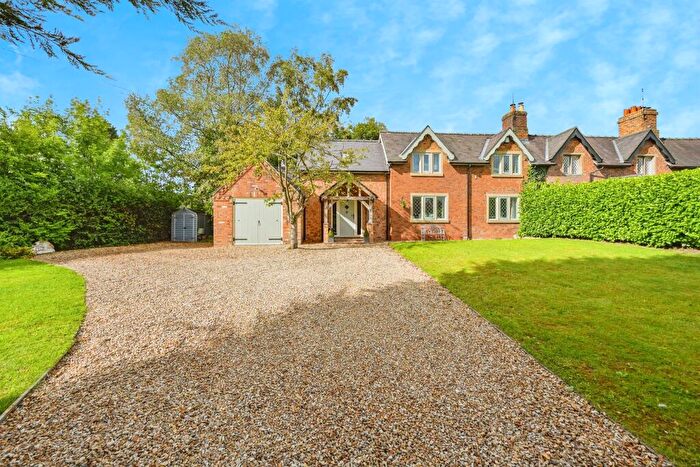 4 Bedroom Semi-Detached House For Sale In School Row, Longford, Ashbourne, DE6