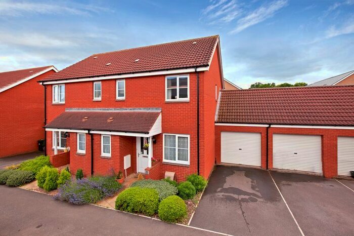 3 Bedroom Semi-Detached House To Rent In Russet Close, Wellington, TA21