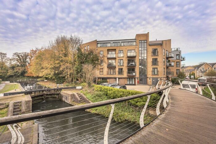 2 Bedroom Penthouse To Rent In The Embankment Nash Mills Wharf, HP3