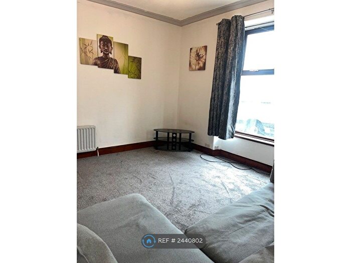 1 Bedroom Flat To Rent In Wallfield Place, Aberdeen, AB25