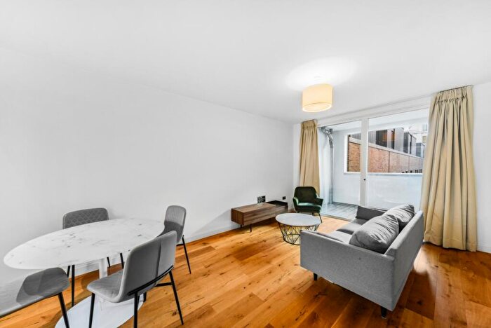 3 Bedroom Apartment To Rent In Copperworks Wharf Sugar House Island, E15