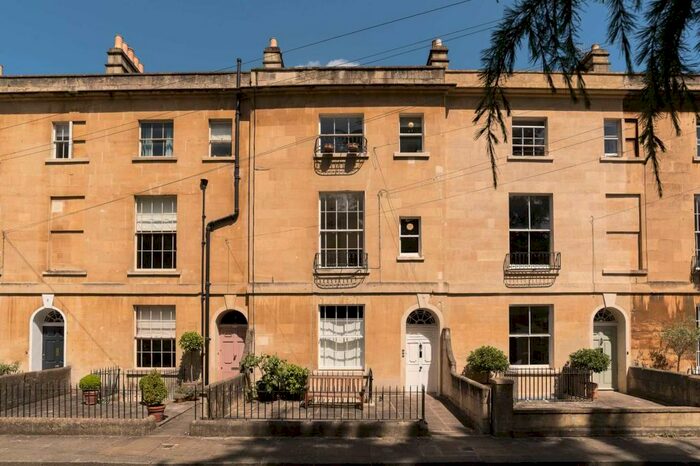 1 Bedroom Apartment To Rent In Southcot Place, Widcombe, BA2