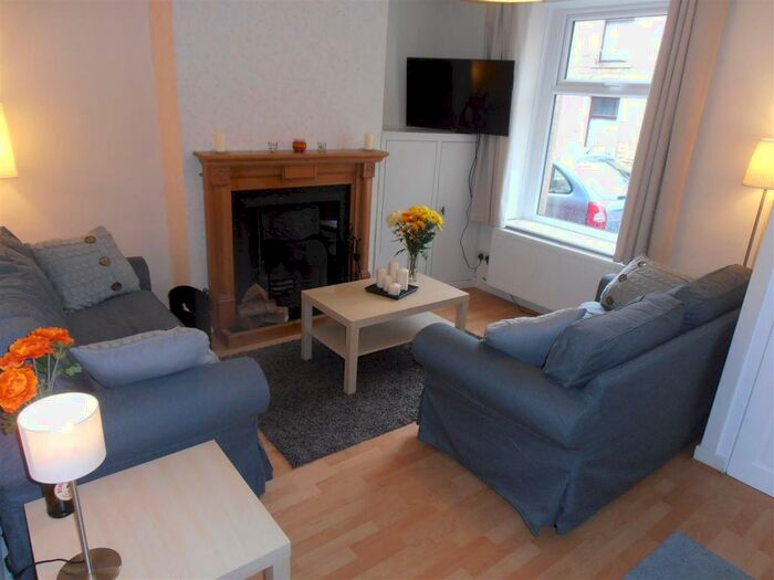 3 Bedroom Private Hall To Rent In Bradshaw Street, Lancaster, LA1