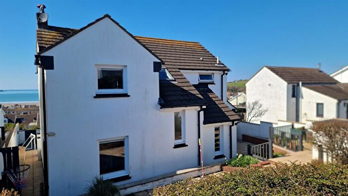 4 Bedroom Detached House For Sale In Holbrook Road, Broad Haven, Haverfordwest, SA62