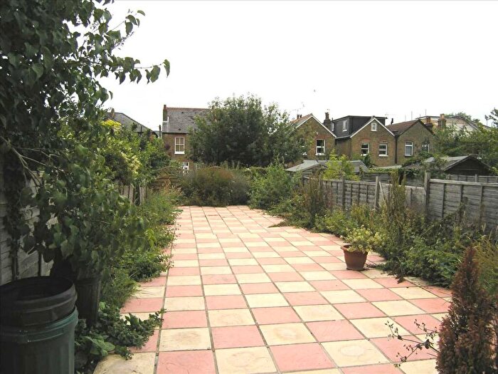 5 Bedroom Semi-Detached House To Rent In Worthington Road, Surbiton, KT6