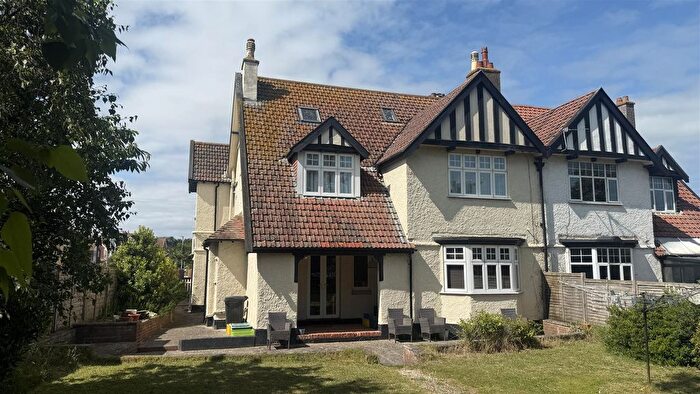 7 Bedroom Semi Detached House For Sale In Poplar Road, Burnham-On-Sea, TA8