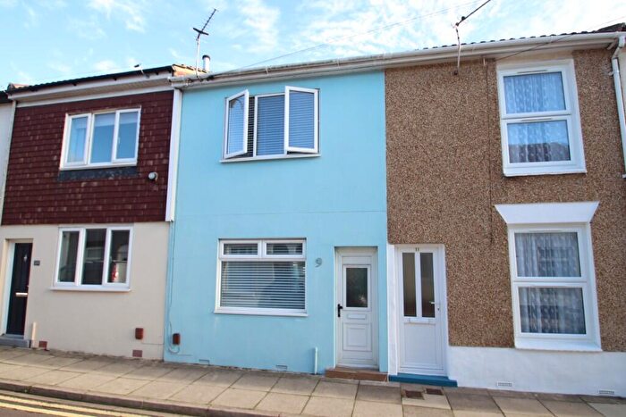 2 Bedroom Terraced House For Sale In Highland Street, Portsmouth, Hampshire, PO4