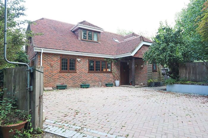 3 Bedroom Detached House For Sale In London Road, Battle, TN33