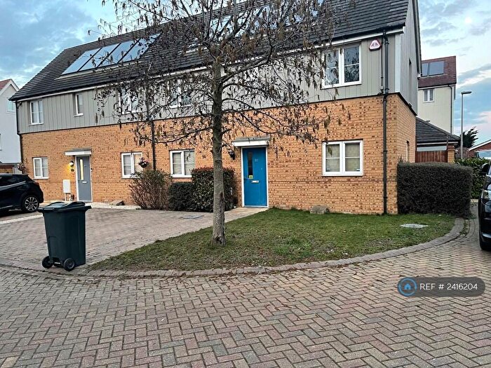 3 Bedroom Semi-Detached House To Rent In Woodside Close, Grays, RM16