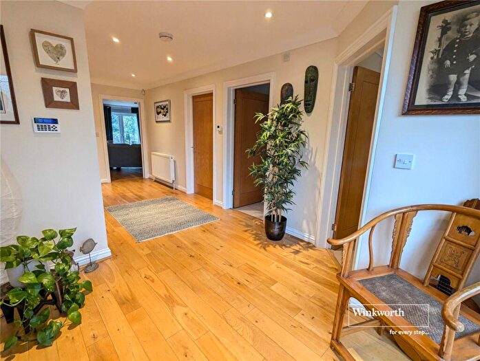 3 Bedroom Bungalow For Sale In Firshill, Christchurch, Dorset, BH23