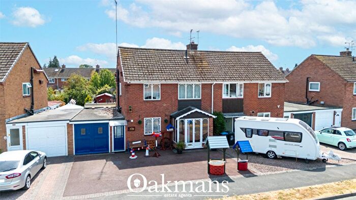 3 Bedroom Semi Detached House For Sale In Meadow Road, Alcester, Warwickshire, B49