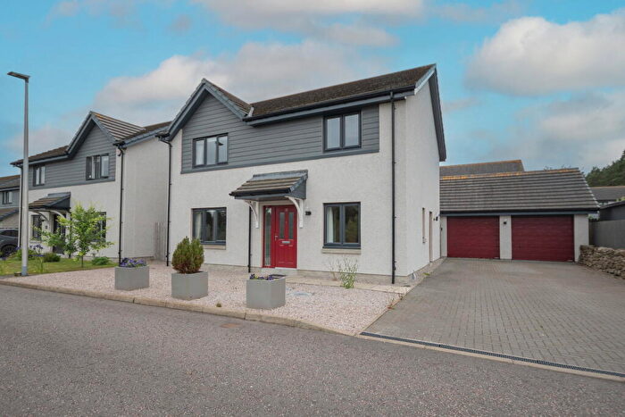 5 Bedroom Detached House For Sale In Oaklands Way, Banchory, AB31