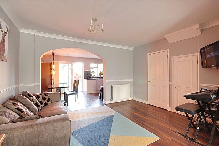 3 Bedroom Terraced House For Sale In Hoe Lane, Enfield, EN1