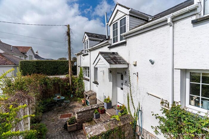 4 Bedroom Semi-Detached House For Sale In Factory Road, Llanblethian, Cowbridge, Vale Of Glamorgan, CF71