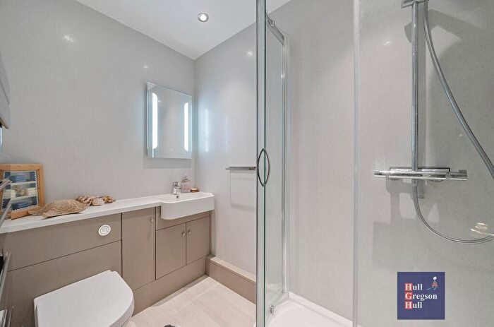 2 Bedroom Apartment For Sale In Stafford Road, Swanage, BH19