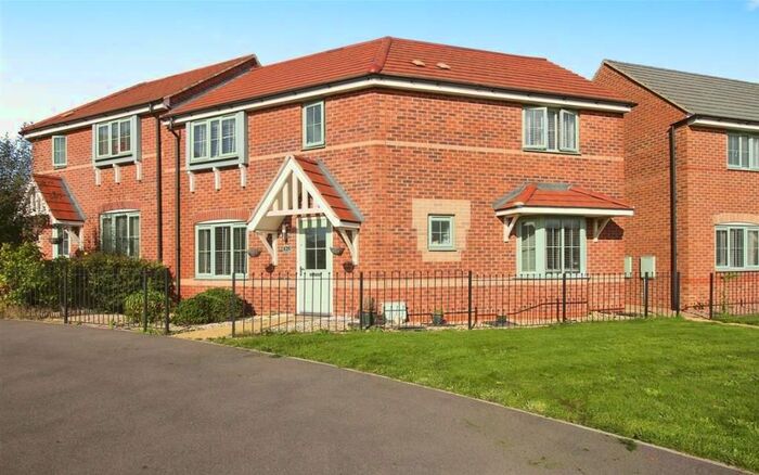 3 Bedroom Property To Rent In The Avenue, Corby, NN17