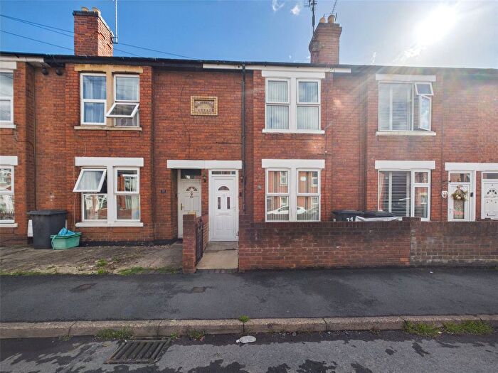 3 Bedroom Terraced House For Sale In Stanley Road, Gloucester, Gloucestershire, GL1