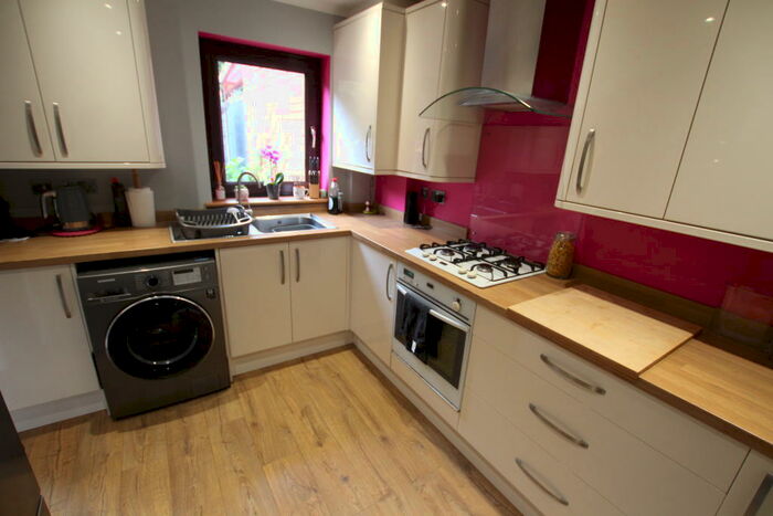 3 Bedroom Terraced House To Rent In Trefoil, Tamworth, B77